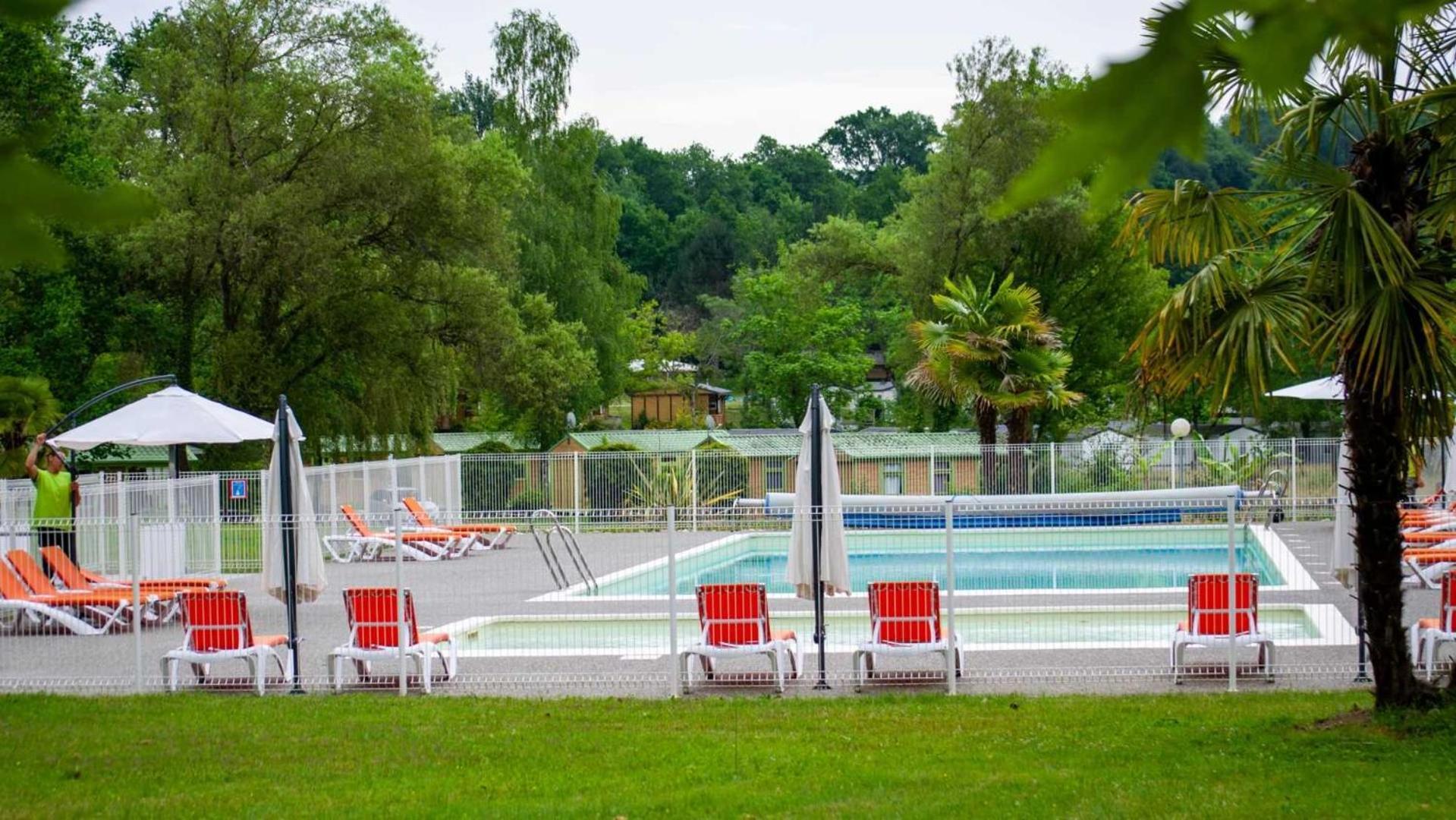 Camping - Piscine - Ccbaieb Montjoie-en-Couserans Exterior photo