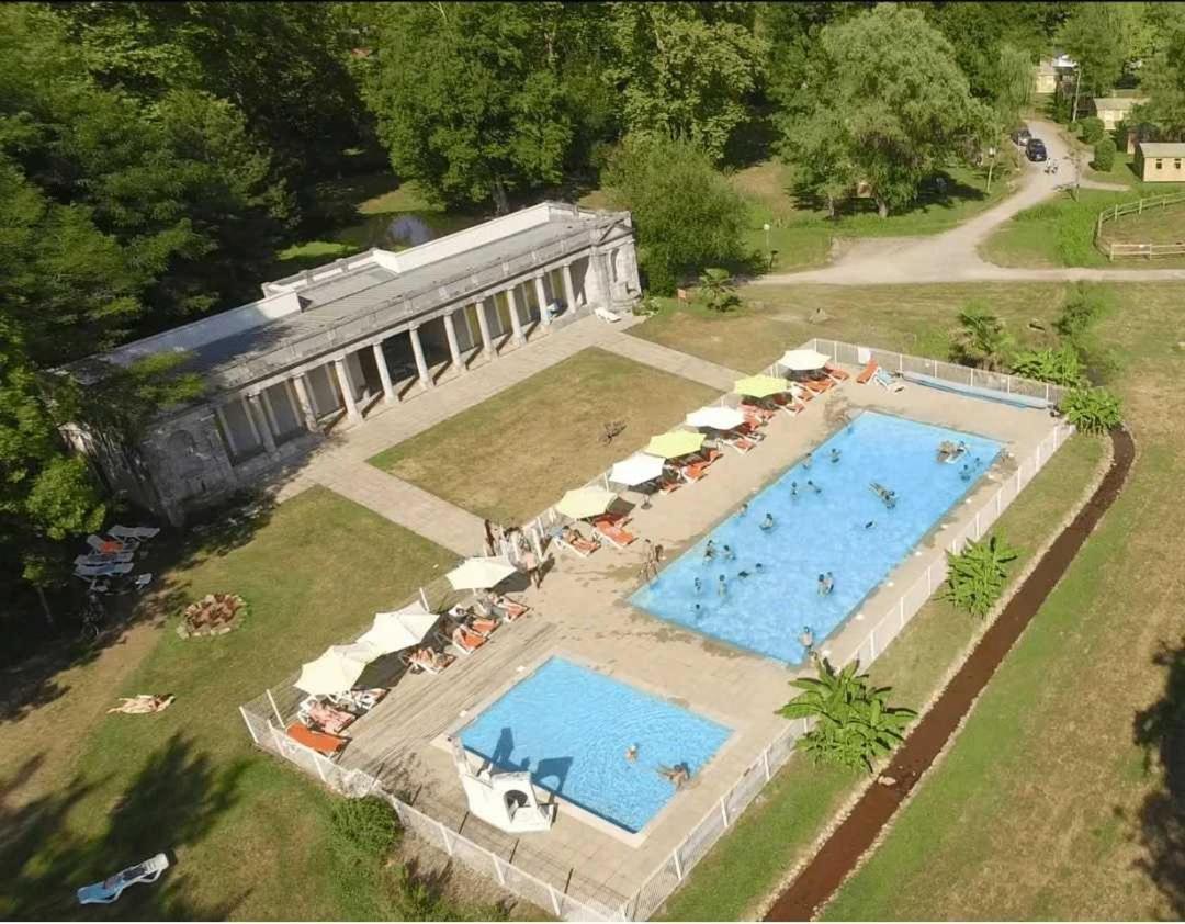 Camping - Piscine - Ccbaieb Montjoie-en-Couserans Exterior photo